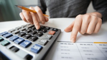 Comment limiter ses frais bancaires ?