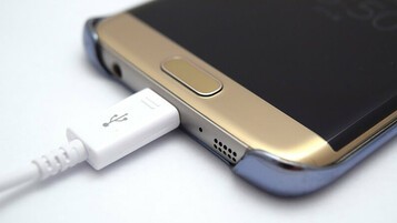 Incendies domestiques causés par la surchauffe des chargeurs des téléphones portables.