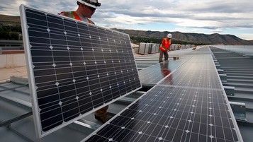 Installation de panneaux photovoltaïques