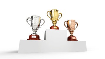 HSBC rafle 5 trophées sur 6 lors des trophées de la qualité bancaire 2020.