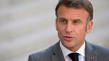 "Aucun système ne peut supporter ça" : l'avertissement de Macron sur les énergies vertes