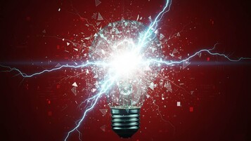 Comment une simple erreur informatique a fait monter les prix de l'électricité jusqu'à 15.000€ en Europe