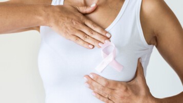 Cancer du sein : le 100% remboursé qui coûte encore jusqu’à 3 000 € aux patientes