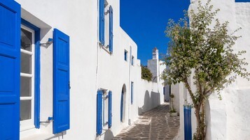 Pas de clim ? 5 astuces des pays chauds pour rester au frais chez vous (sans dépenser un centime)