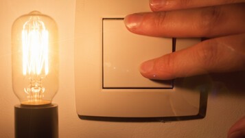 Alerte : ce fournisseur d'électricité et de gaz met fin à son activité. Faut-il changer de contrat ?