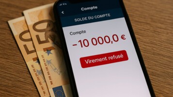 Ils promettent des centaines d’euros de commission… et vous laissent avec -10 000 €