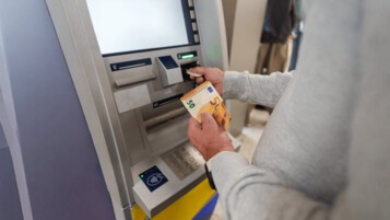 Marre de faire des kilomètres pour retirer de l’argent ? Voici ce qui change avec cette nouvelle solution