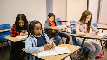 portugal RU smartphone ecole