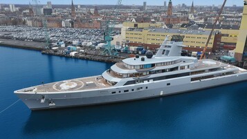 Le yacht du fondateur de Google arrive en Europe : il consomme l'équivalent de 1200 foyers français par jour !