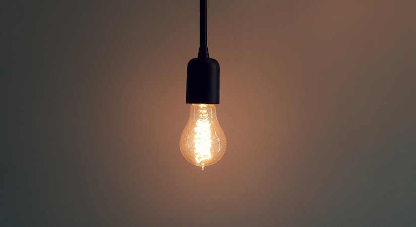 Tout savoir sur l’interrupteur domotique : définition, utilisation, avantages et prix