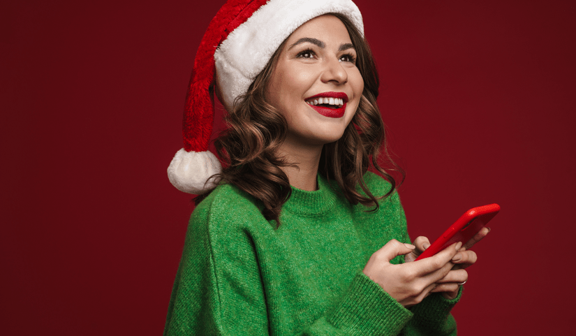 woman-christmas-smartphone
