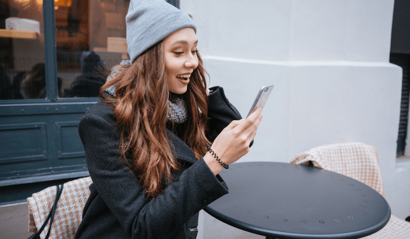 happy-woman-smartphone
